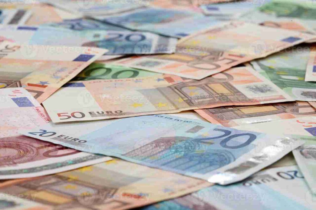 banconote euro contanti limite