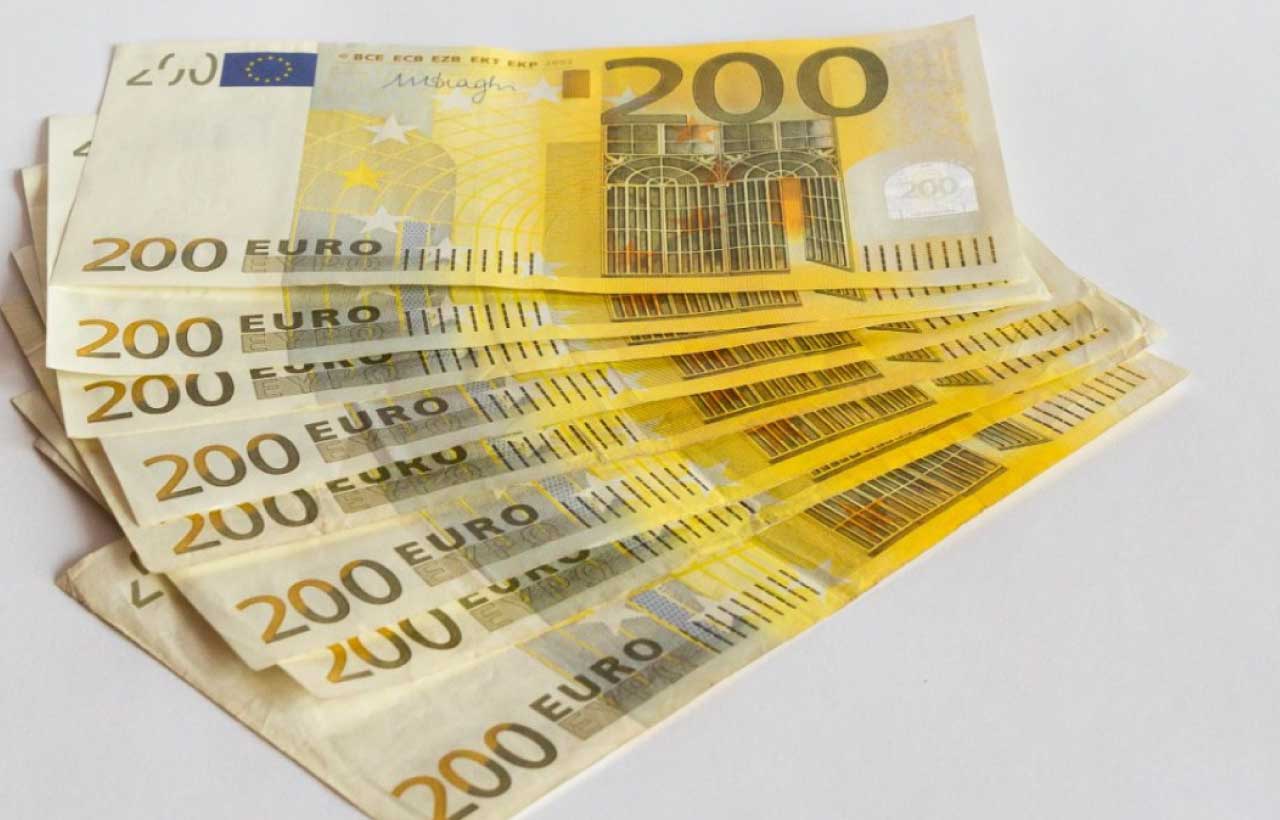 Banconota Bonus 200 euro