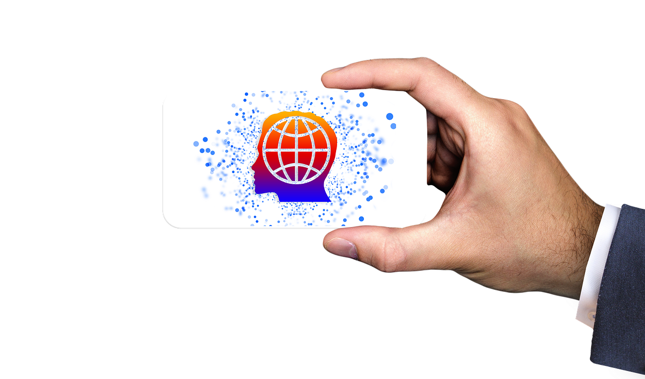 Screenshot di un'app di traduzione testo e voce in uso su smartphone, con opzioni offline visibili.